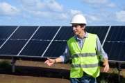 Pouembout : une centrale solaire inédite inaugurée plaine des Gaïacs