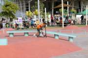 Les adeptes de trottinette freestyle en compétition à l’Arène du sud de Païta