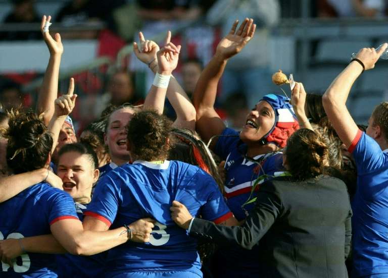 Mondial féminin de rugby: la France sauve son tournoi en décrochant le bronze