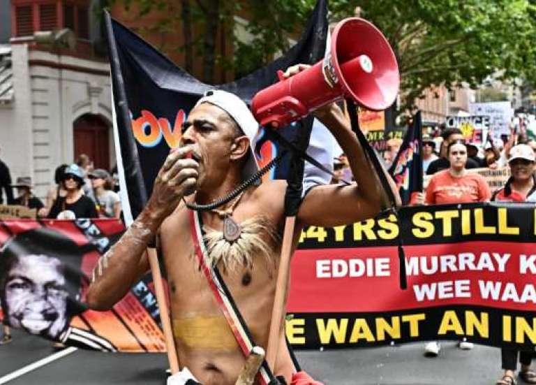 Australia Day : manifestations autochtones et alerte sécuritaire à Perth