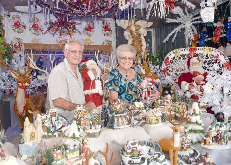 Anse-Vata : fidèle au rendez-vous, la maison de Noël des Martin s'adapte à la crise