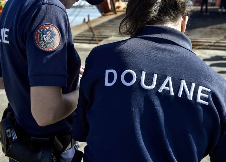 Trois hommes condamnés à Nouméa pour avoir importé de l'ecstasy via des colis postaux