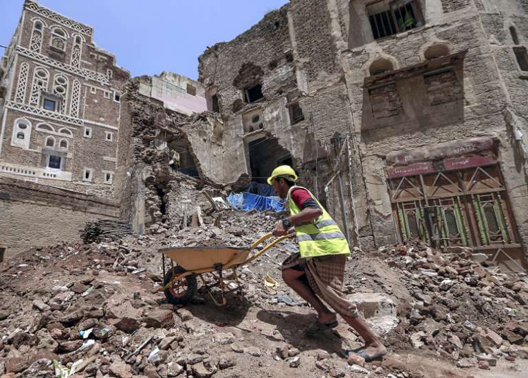 Au Yémen, la vieille ville de Sanaa meurtrie par la guerre