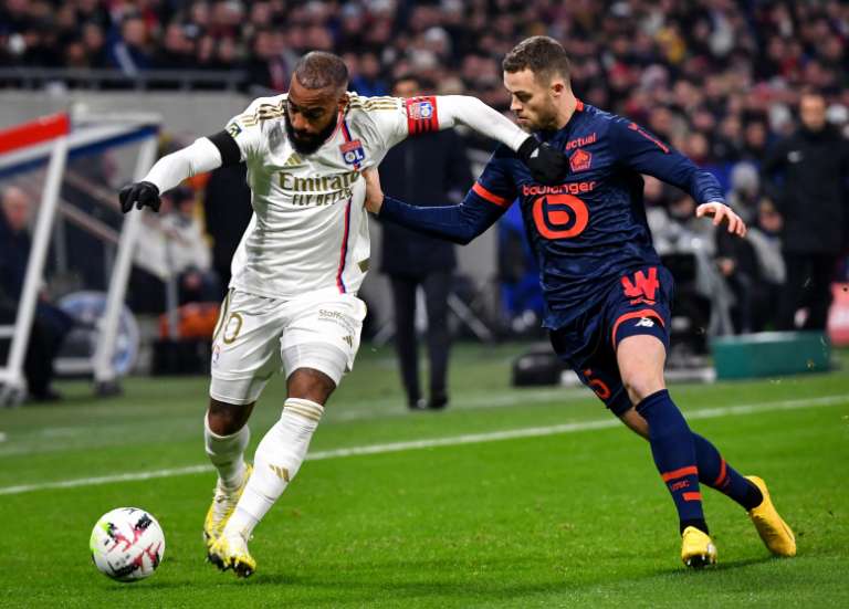Ligue 1 : Nice suit la cadence du PSG, Lyon poursuit son chemin de croix