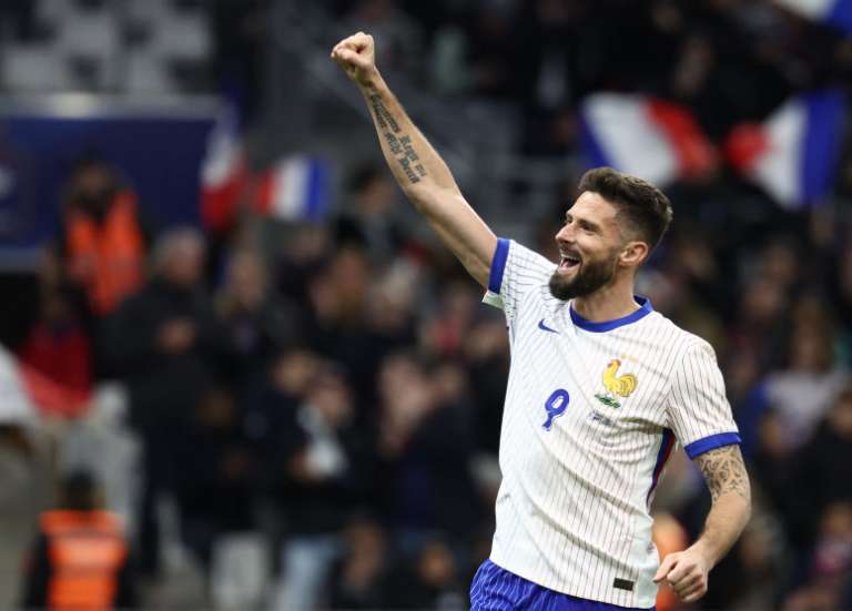 Football : la France corrige le tir contre le Chili à trois mois de l’Euro