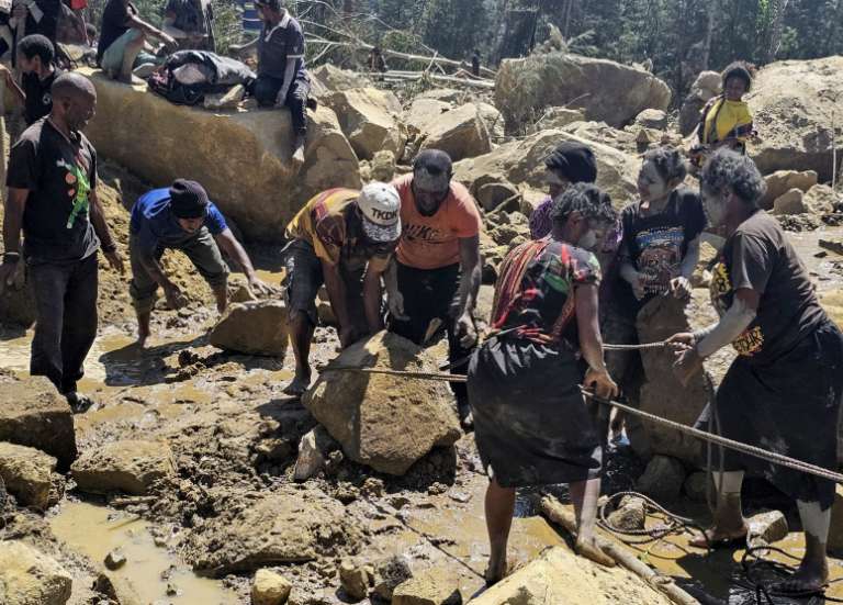Le risque d'épidémie inquiète après le glissement de terrain meurtrier en Papouasie-Nouvelle-Guinée