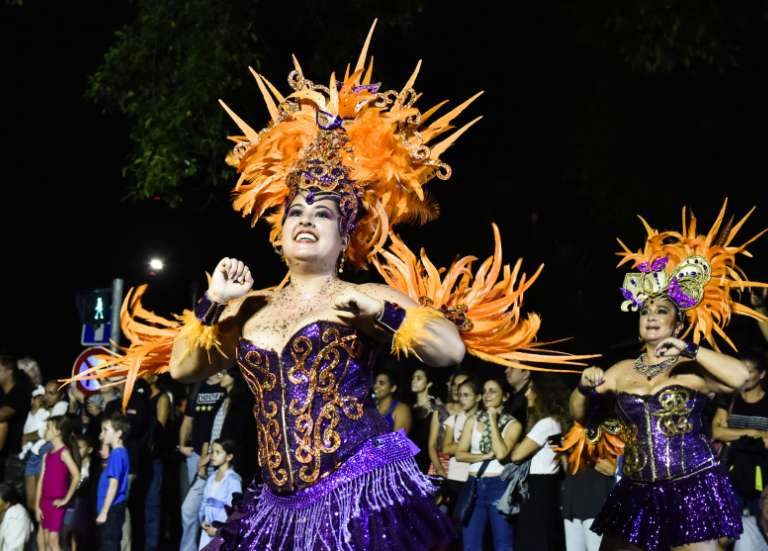 Cinq choses à savoir sur le carnaval de Nouméa prévu le 13 septembre
