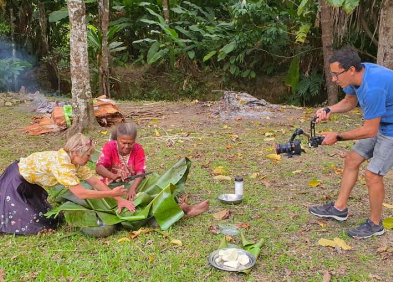 Tourisme : les atouts du Caillou sous les caméras de M6