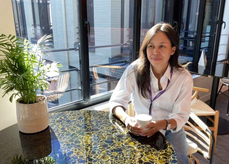 [MAGAZINE] Laura Wongsokarjo : une ingénieure calédonienne chez Sanofi