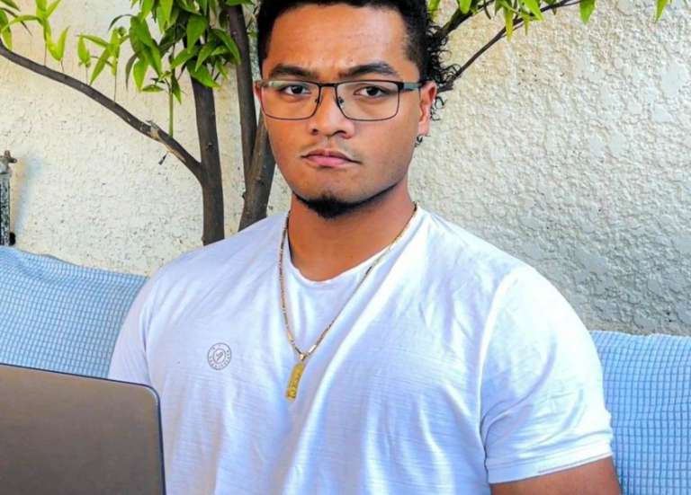 Yoan Uhila, le jeune Wallisien qui connecte l'IA au Pacifique