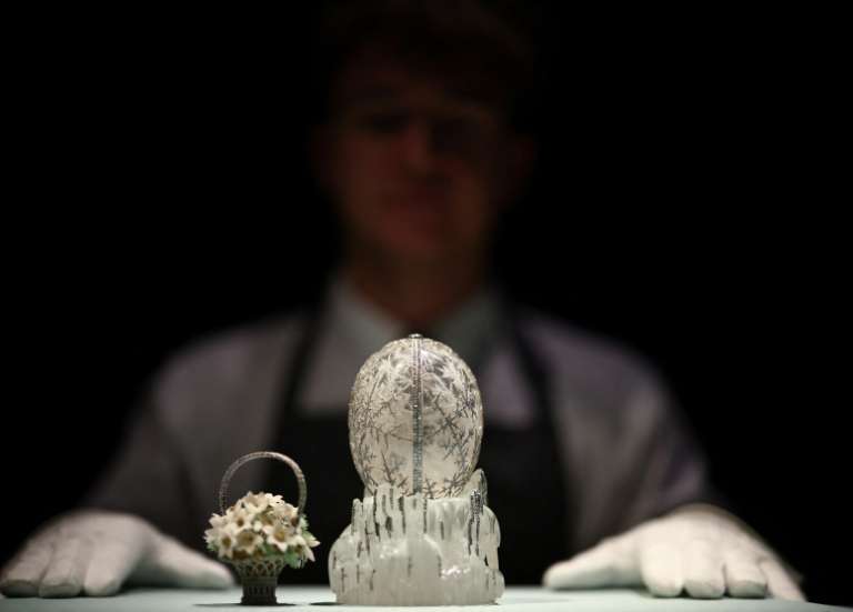 Un homme gobe un œuf Fabergé à Auckland et se fait arrêter