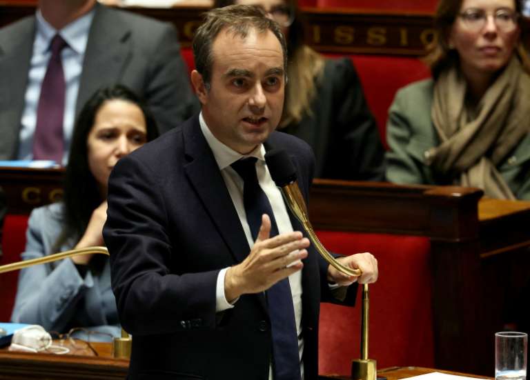 262 milliards de francs sur cinq ans pour la Nouvelle-Calédonie