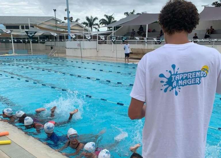 Natation : vers une pénurie de maîtres nageurs au bord des bassins ?