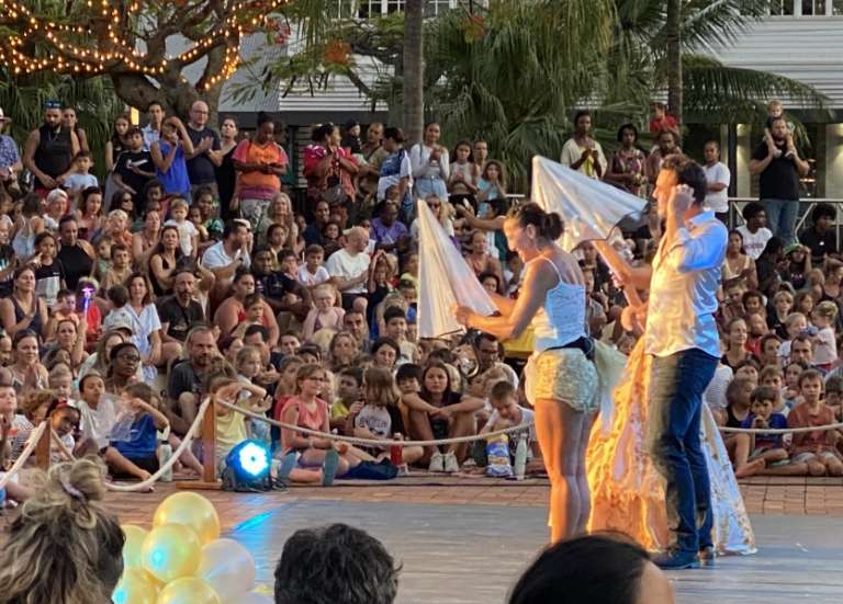 La magie de Noël s’invite sur la place des Cocotiers