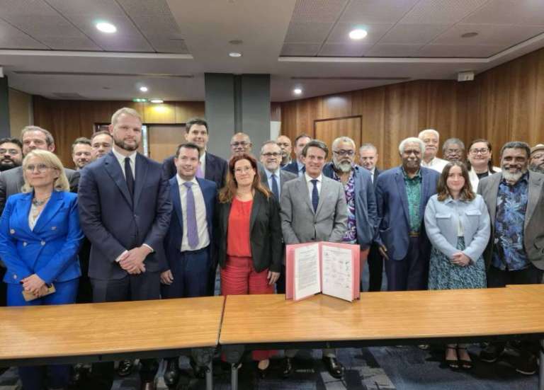 Accord de Bougival : Emmanuel Macron invite les délégations calédoniennes à Paris le 16 janvier