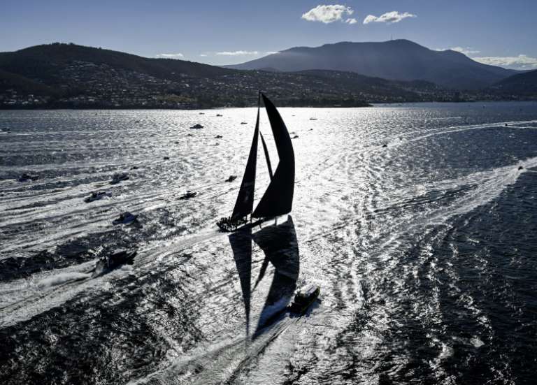Voile : Comanche remporte la Sydney-Hobart pour la 5e fois