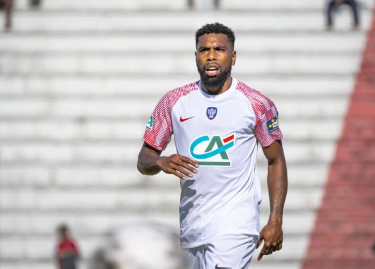 Football : le joueur de l’AS Magenta Germain Haewegene rejoint le Tahiti united