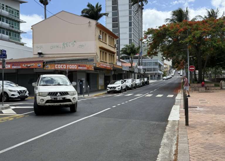 Circulation : double sens autour de la place des Cocotiers à partir du 20 janvier
