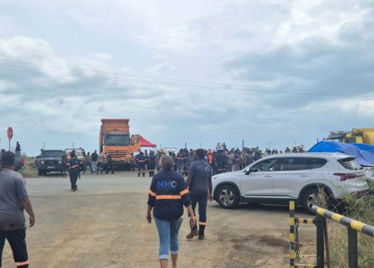 Nickel : les salariés de NMC, de nouveau mobilisés, mettent la pression sur l’État