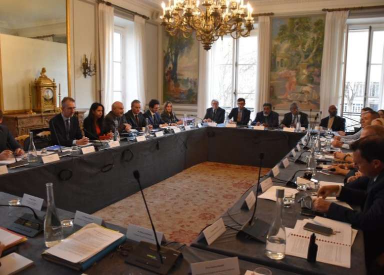 Autodétermination, identité, calendrier… Ce que contient le document de travail étudié à Paris