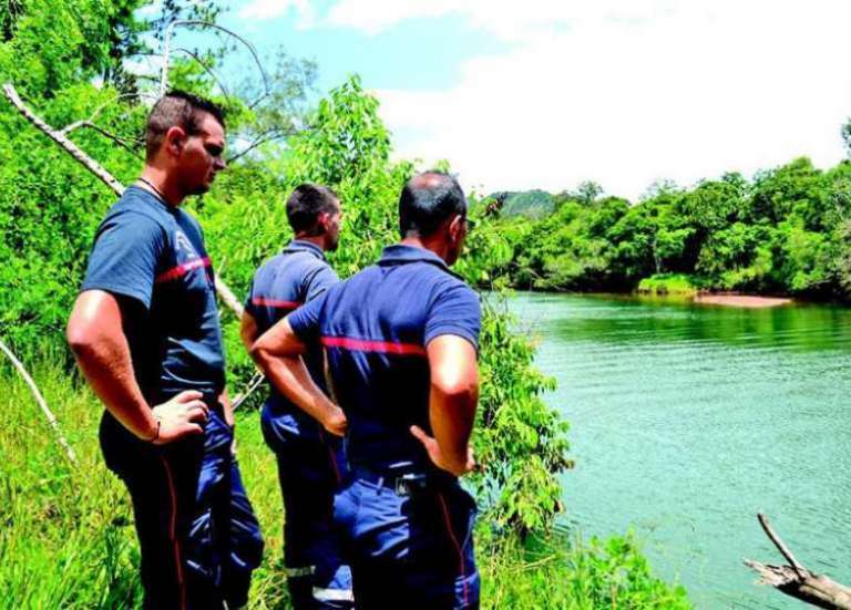 Dumbéa : baignade interdite dans la rivière pour cause de requin
