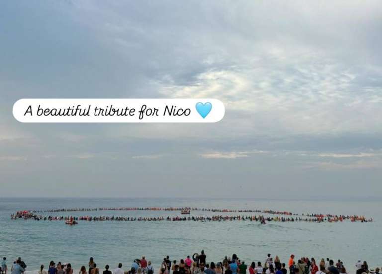 Des centaines d’Australiens ont rendu hommage à Bondi Beach à l’adolescent tué par un requin