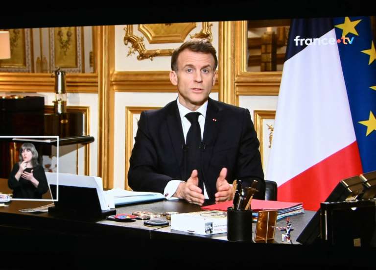 Guerre au Moyen-Orient : Macron envoie le porte-avions Charles de Gaulle et d'autres renforts militaires