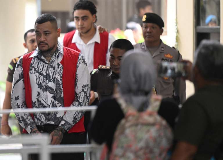 Bali : trois Australiens condamnés jusqu’à 16 ans de prison pour le meurtre d’un compatriote