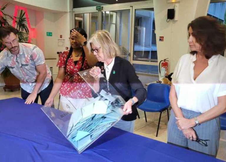 Municipales : les bureaux de vote ont fermé en Nouvelle-Calédonie