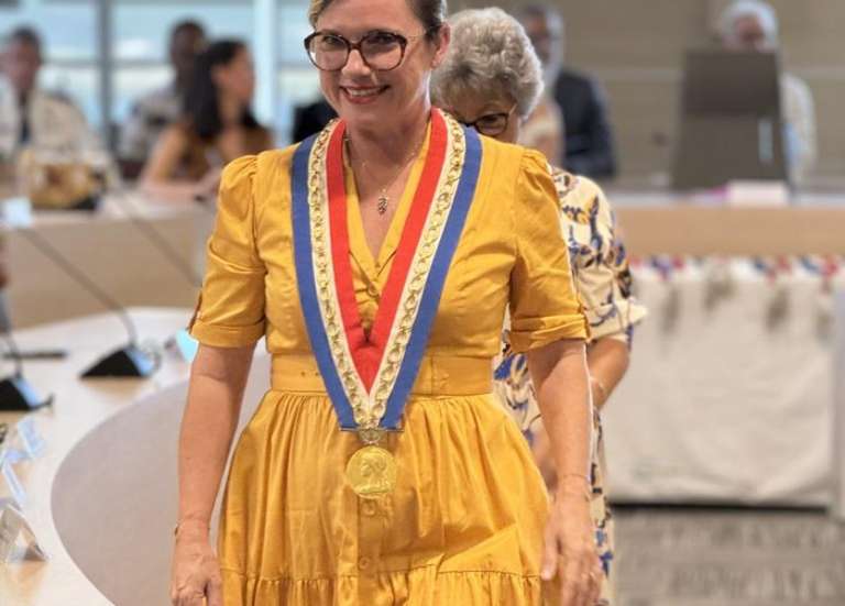 Municipales : Cynthia Jan et son équipe sont installées à la mairie