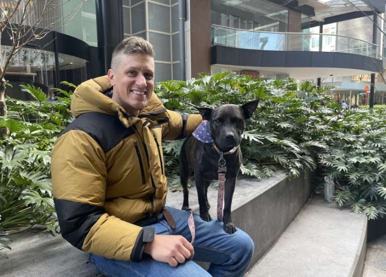 Australie : un homme conçoit un vaccin pour soigner sa chienne à l’aide de l’intelligence artificielle