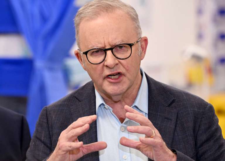 Guerre au Moyen-Orient : l’Australie compte réduire de moitié une taxe sur les carburants