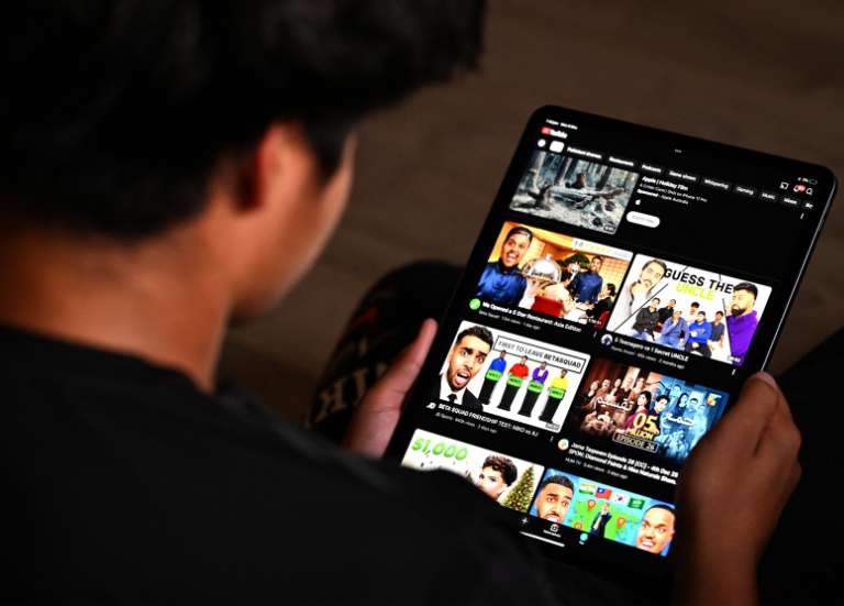 Réseaux sociaux interdits aux moins de 16 ans : TikTok, Instagram et YouTube menacés de sanctions en Australie