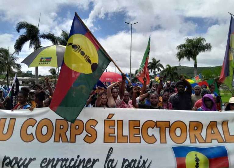 Le FLNKS veut mobiliser contre Bougival et le dégel du corps électoral