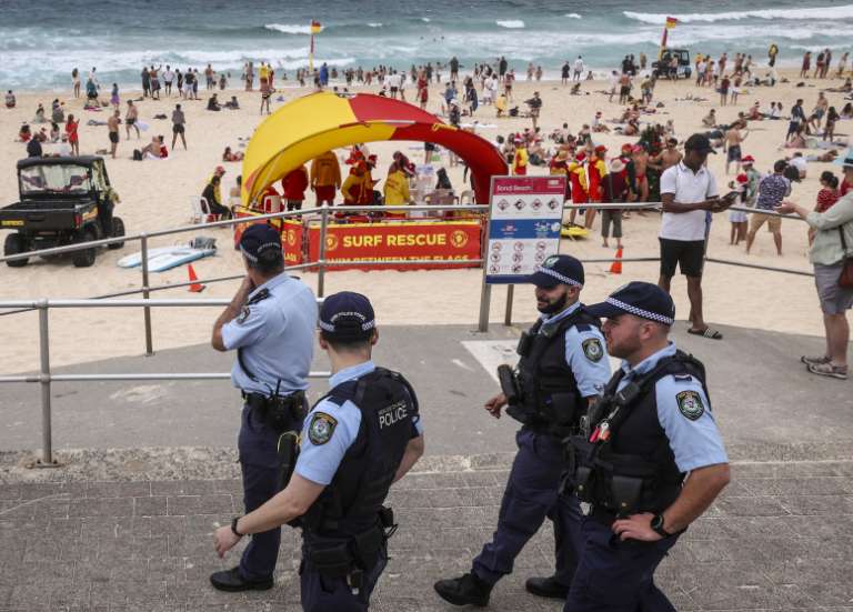 Australie : pas d’anonymat pour la famille de l’assaillant présumé de Bondi, tranche la justice