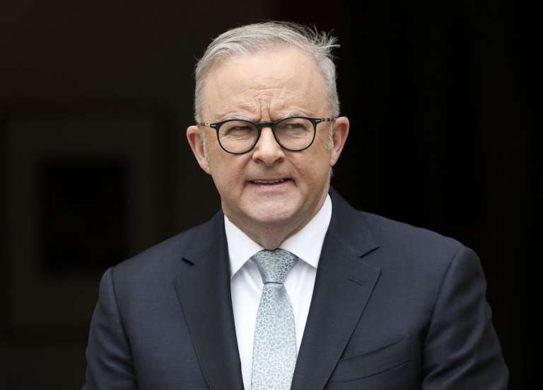 Anthony Albanese attendu à Singapour pour garantir les importations de carburant