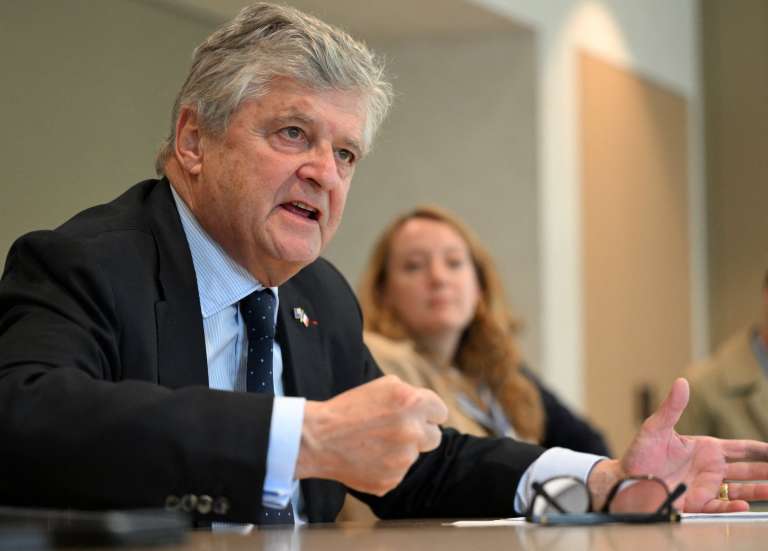 Minerais critiques : le ministre français du Commerce extérieur veut renforcer la coopération avec l’Australie