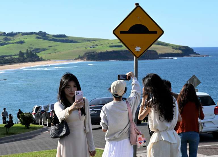En Australie, le ras-le-bol dans un village côtier devenu viral