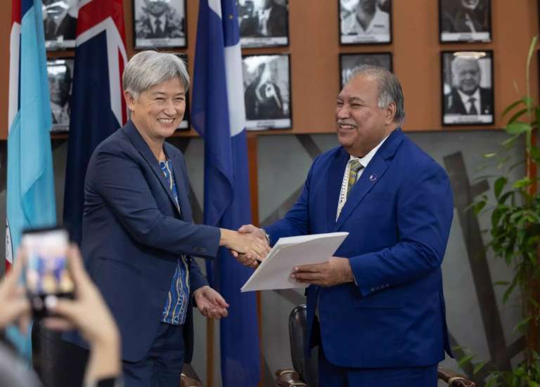 Fidji approuve un accord économique et de sécurité avec l’Australie