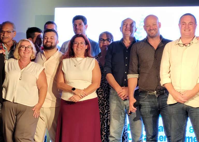 Provinciales : Sonia Backès tire la liste des Loyalistes et du Rassemblement