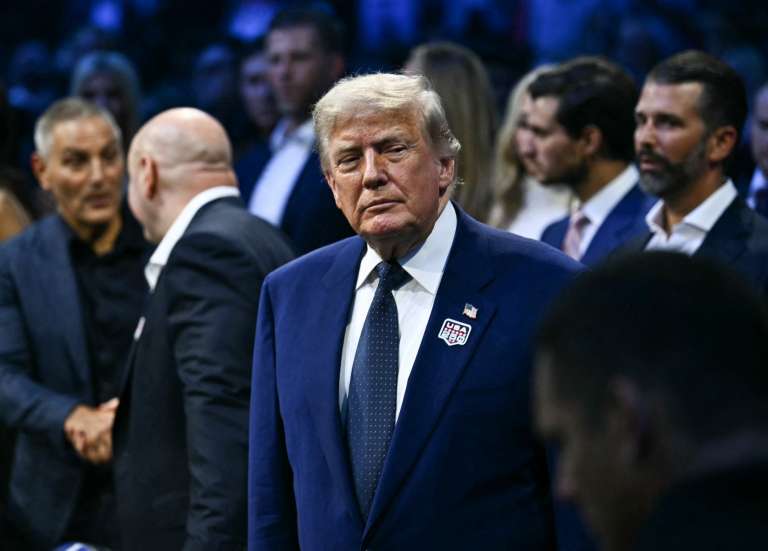 L’Iran et les États-Unis annoncent la fin de la guerre au Moyen-Orient, le pétrole dégringole