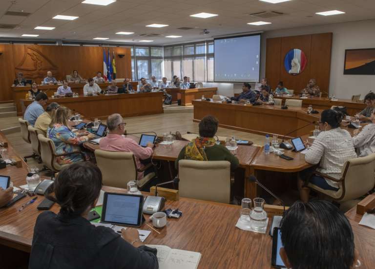 [Infographie] Provinciales : découvrez les rapports de force dans les assemblées de province et au Congrès