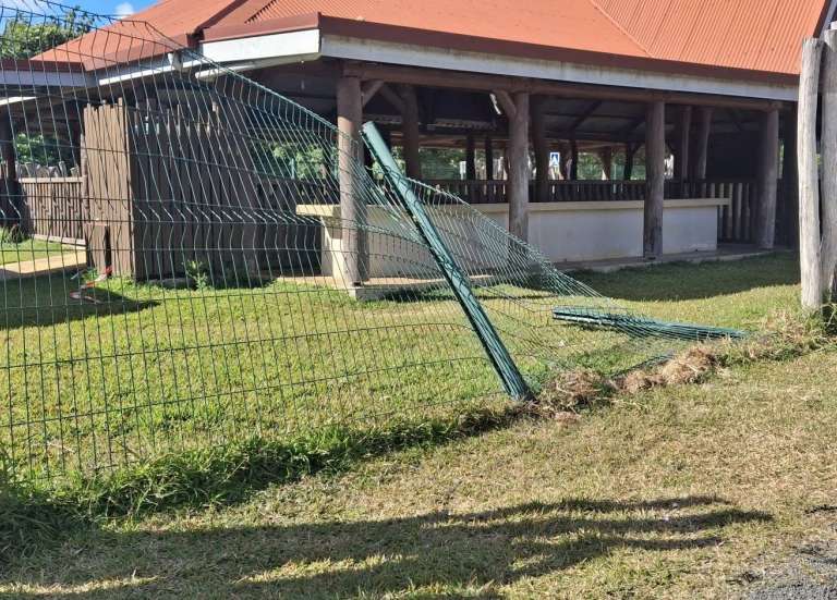 Île des Pins : après de nouvelles dégradations, le futur parc pour enfants mis en attente