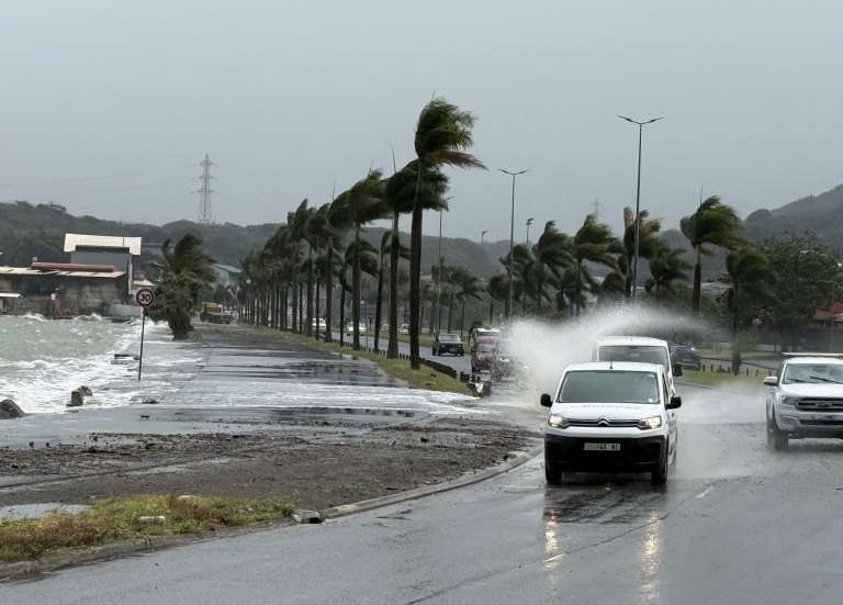 Météo : après les pluies, alerte jaune vent violent sur la majeure partie du Caillou