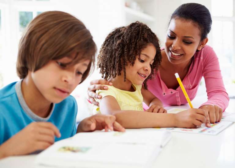 [MAGAZINE] Devoirs : entre bonnes intentions et casse-tête familial