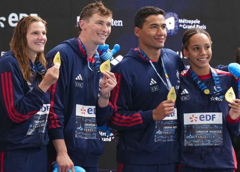 Euro de natation : sacrés en relais mixte, la