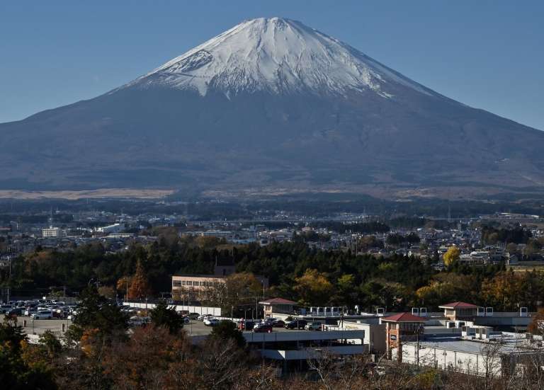 Un Japonais abandonne son fils de 7 ans sur le mont Fuji pendant des heures