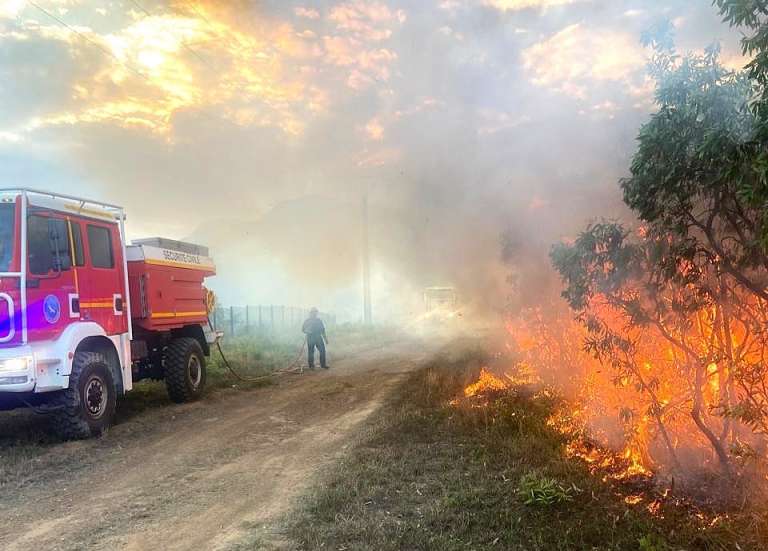 Deux incendies en moins de vingt-quatre heures entre Koné et Pouembout
