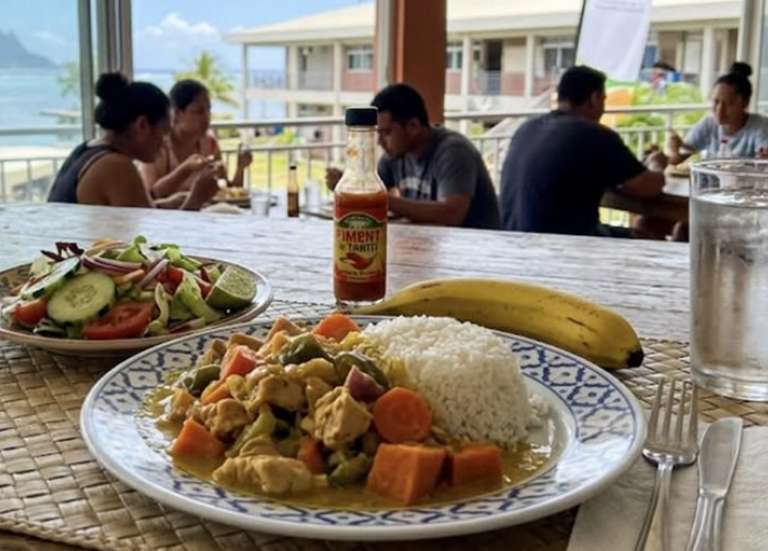 En Polynésie, les repas étudiants à 120 francs font reculer l’indice des prix à la consommation