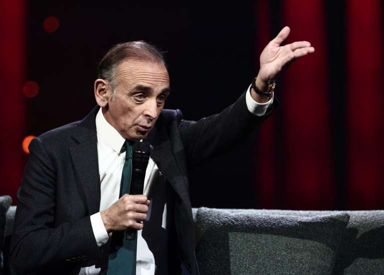 Présidentielle : Éric Zemmour confirme qu’il sera candidat et durcit encore son discours sur l’immigration